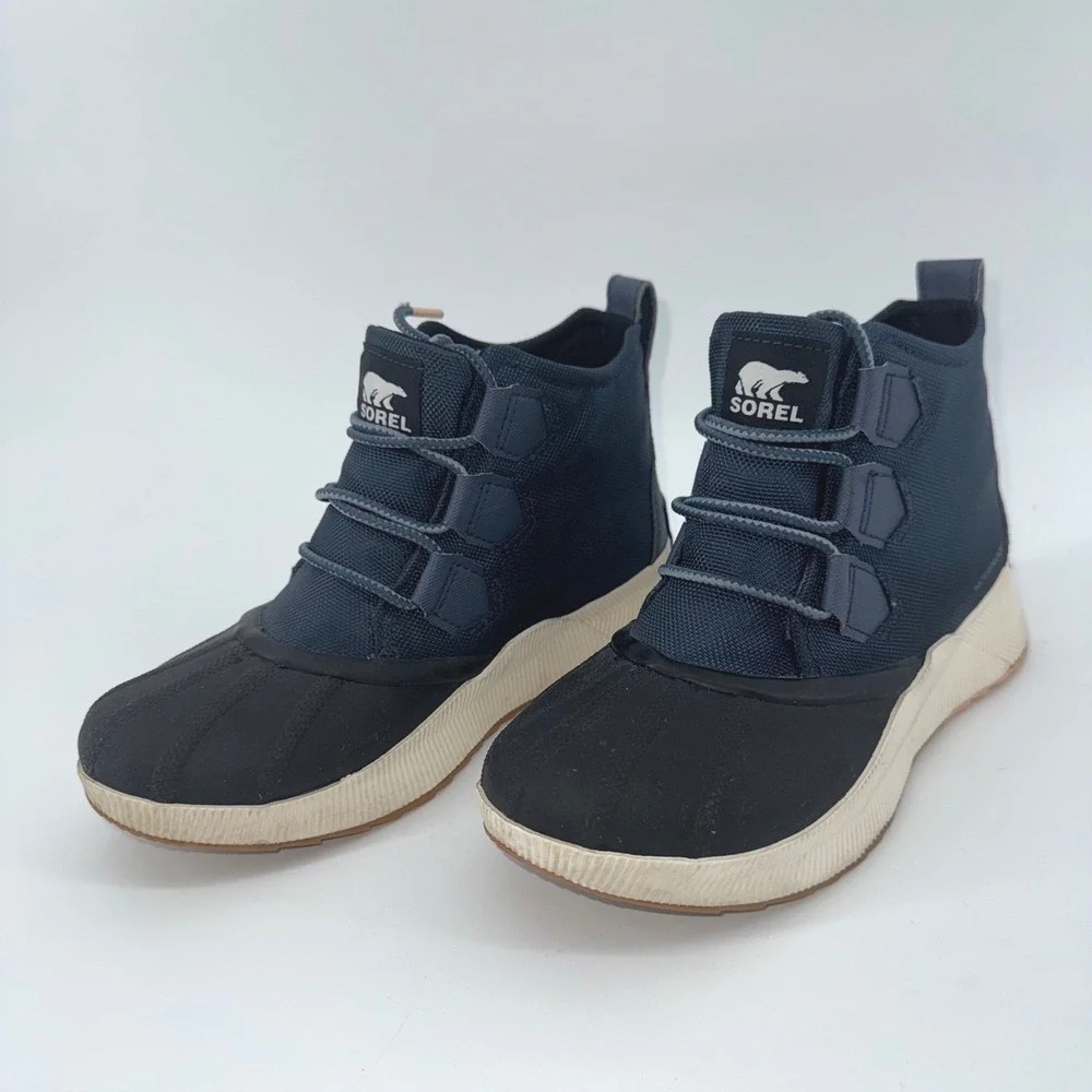 Sorel Out and About Waterproof Boots Blue Youth‎ Size 6.5 US Lace Up